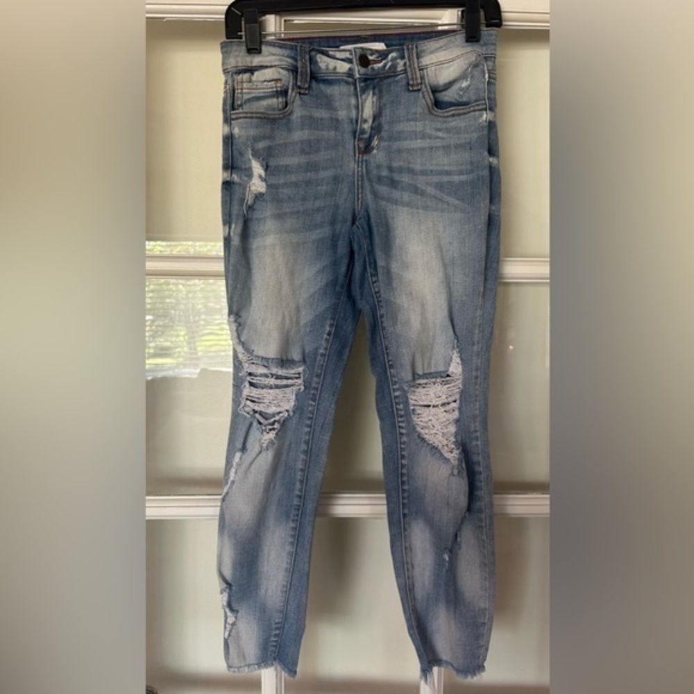 Cello Women’s Ankle Cropped Distressed Stretchy Denim Jeans Size 5